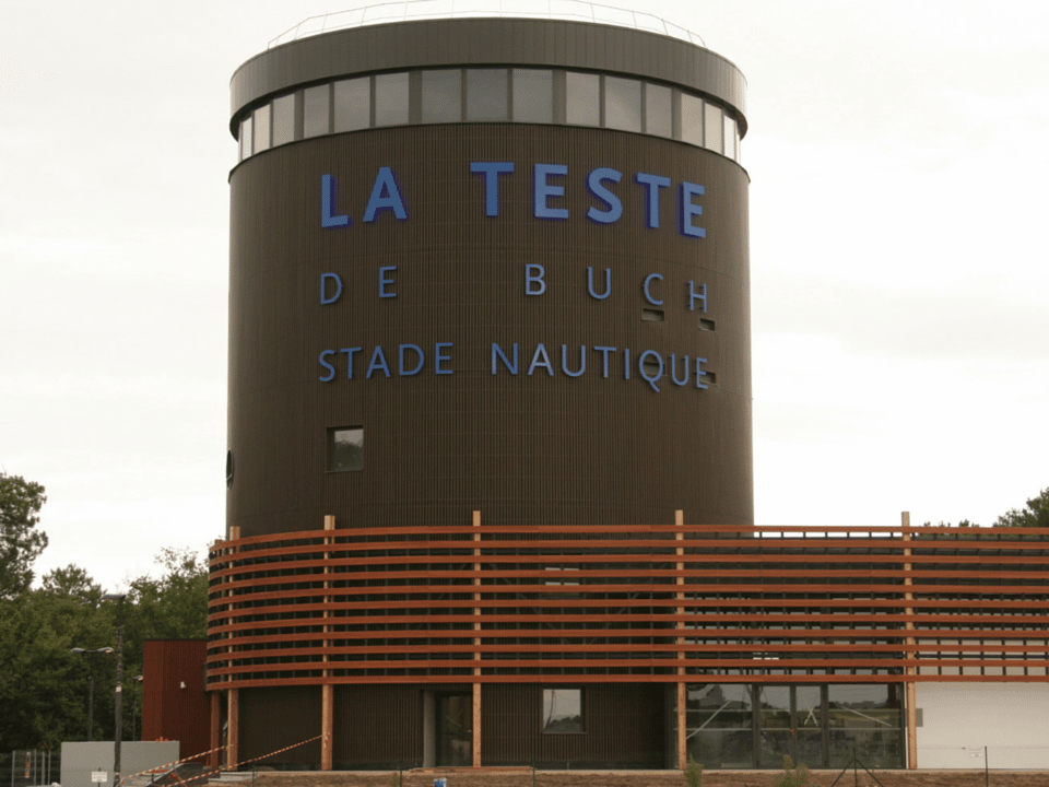Photo bâtiment Stade nautique La Teste de Buch