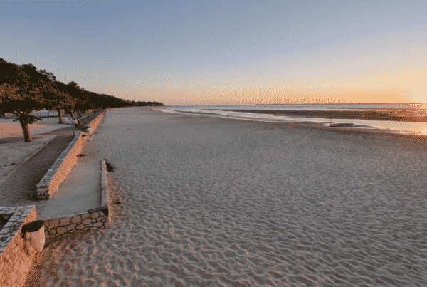 Plage Arcachon vide confinement